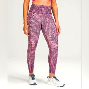 Lululemon Fast and Free high-rise 25”